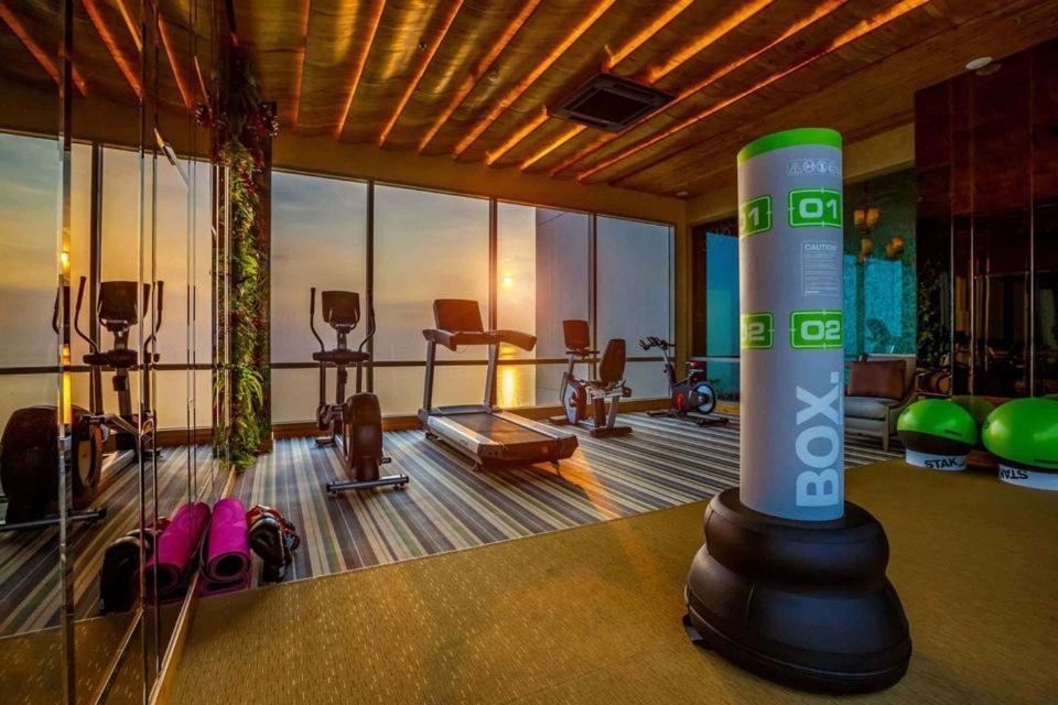 דירות The Riviera Jomtien Studio Sea View High Floor מראה חיצוני תמונה